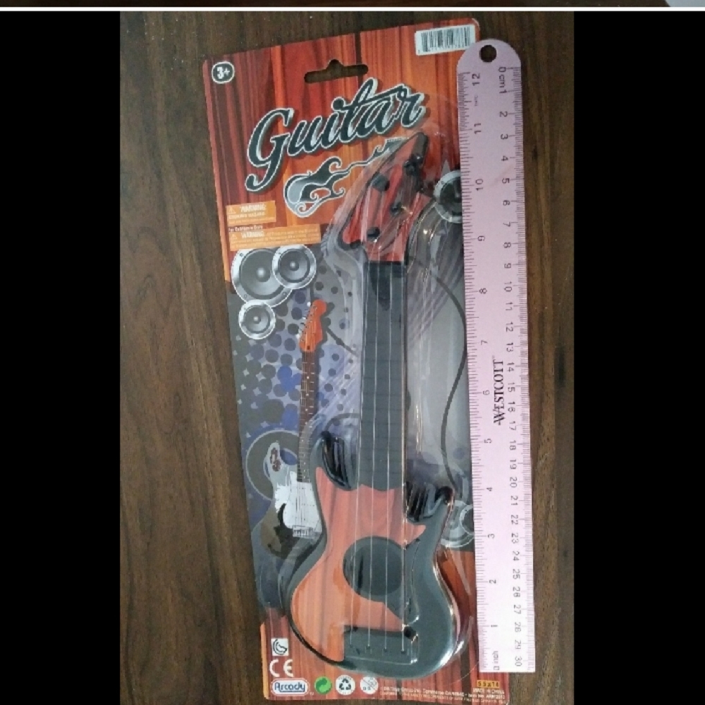 🎁3/$27🎁lovely mini guitar - Picture 3 of 5